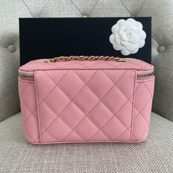 22C Sakura Pink Caviar Vanity - Picture 3 of 14